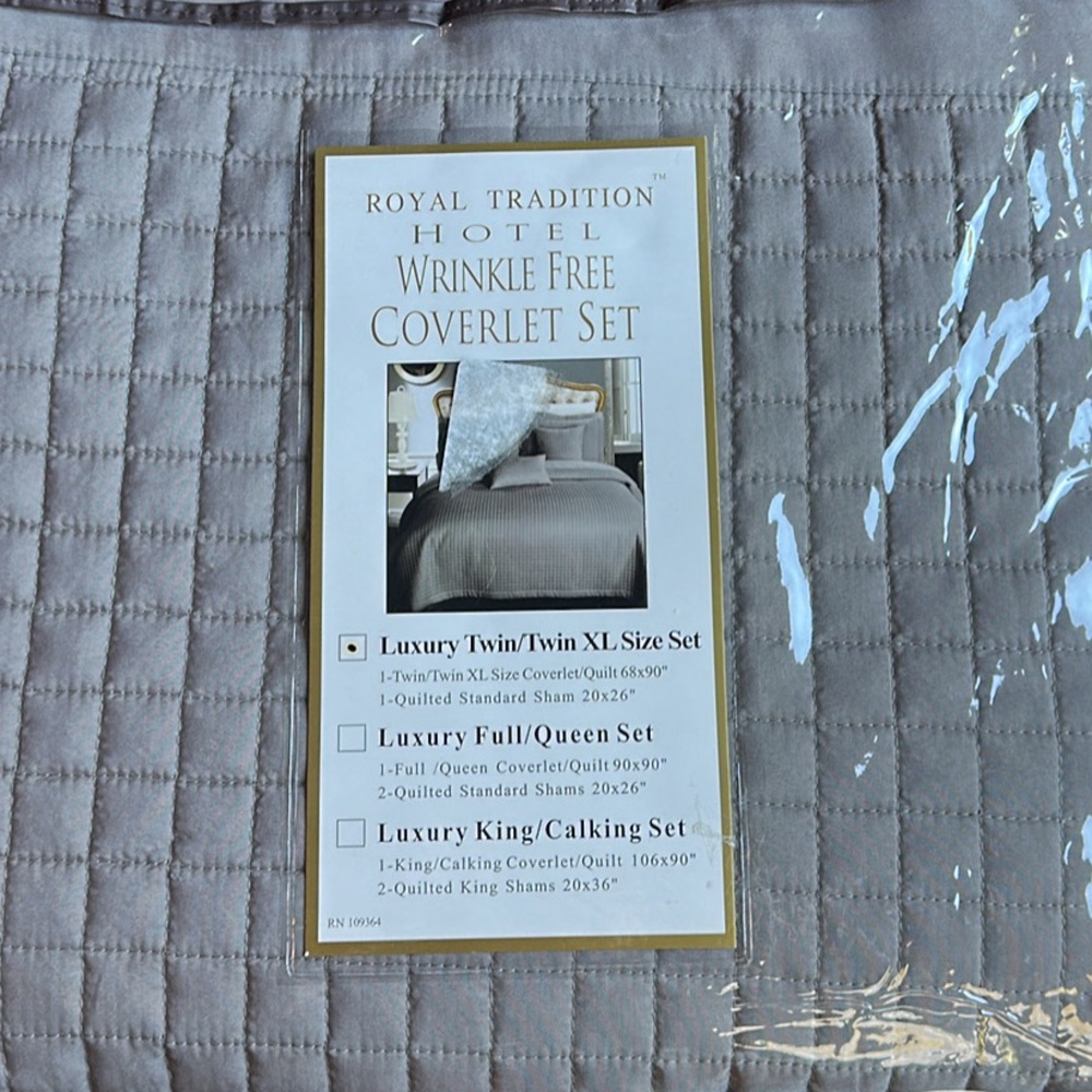 Hotel Wrinkle Free Coverlet Set - Gray